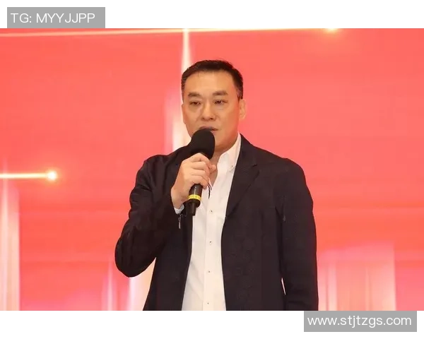 杨秀英的网球人生探索与深度对话：从热爱到成就的心路历程