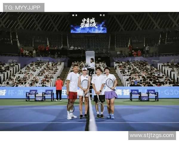 武汉网球队在洲际杯中的灵活性表现引发热议展现出强大竞争力与团队协作精神 武汉网球队在洲际杯中的灵活性表现引发热议展现出强大竞争力与团队协作精神