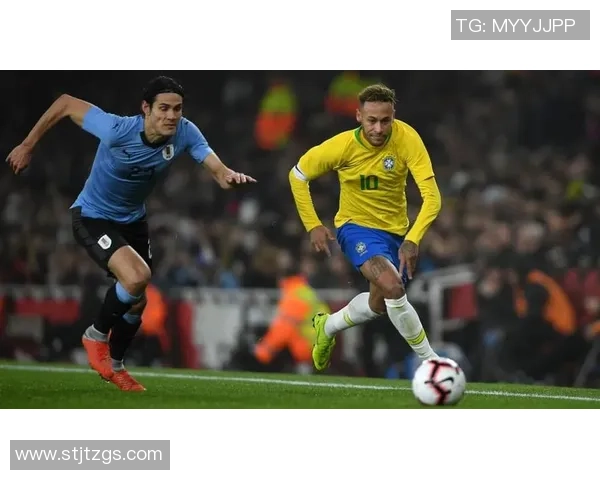 毛彪在足球界的成就与影响力探讨是否可以称其为足球明星 毛彪在足球界的成就与影响力探讨是否可以称其为足球明星