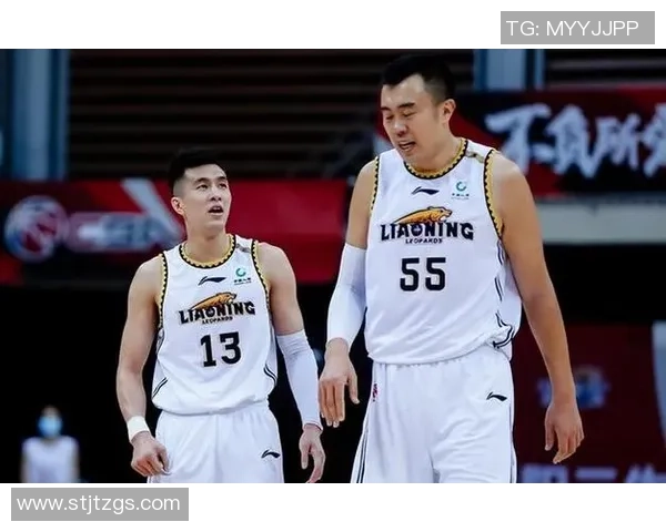 深圳篮球队以52分领跑欧锦赛积分榜展现强劲实力