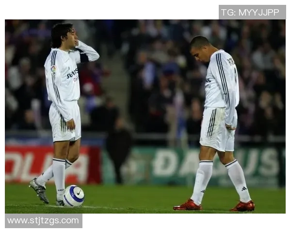 荷兰足球明星因玻璃脚频繁受伤的职业生涯与未来展望 荷兰足球明星因玻璃脚频繁受伤的职业生涯与未来展望