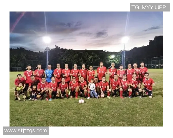 足球明星名字汇聚一堂的精彩图片展示与回顾 足球明星名字汇聚一堂的精彩图片展示与回顾